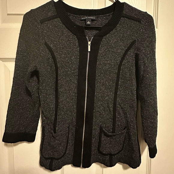 Banana Republic Tops - Banana Republic black and gray small top